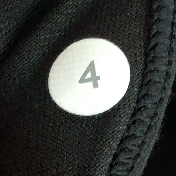 Lululemon Sz 4 Black Tank Top - Picture 4 of 4